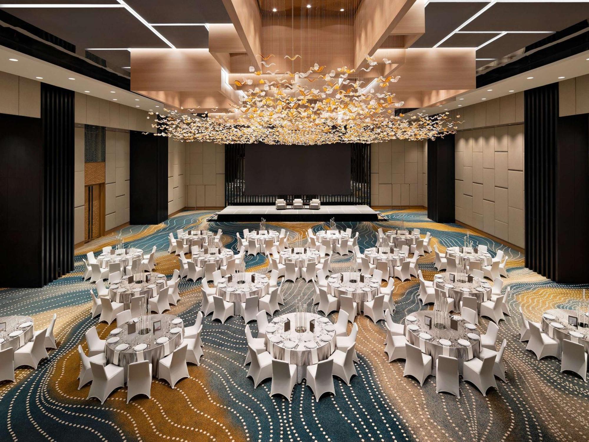 Moevenpick Hotel Jakarta City Centre Ngoại thất bức ảnh