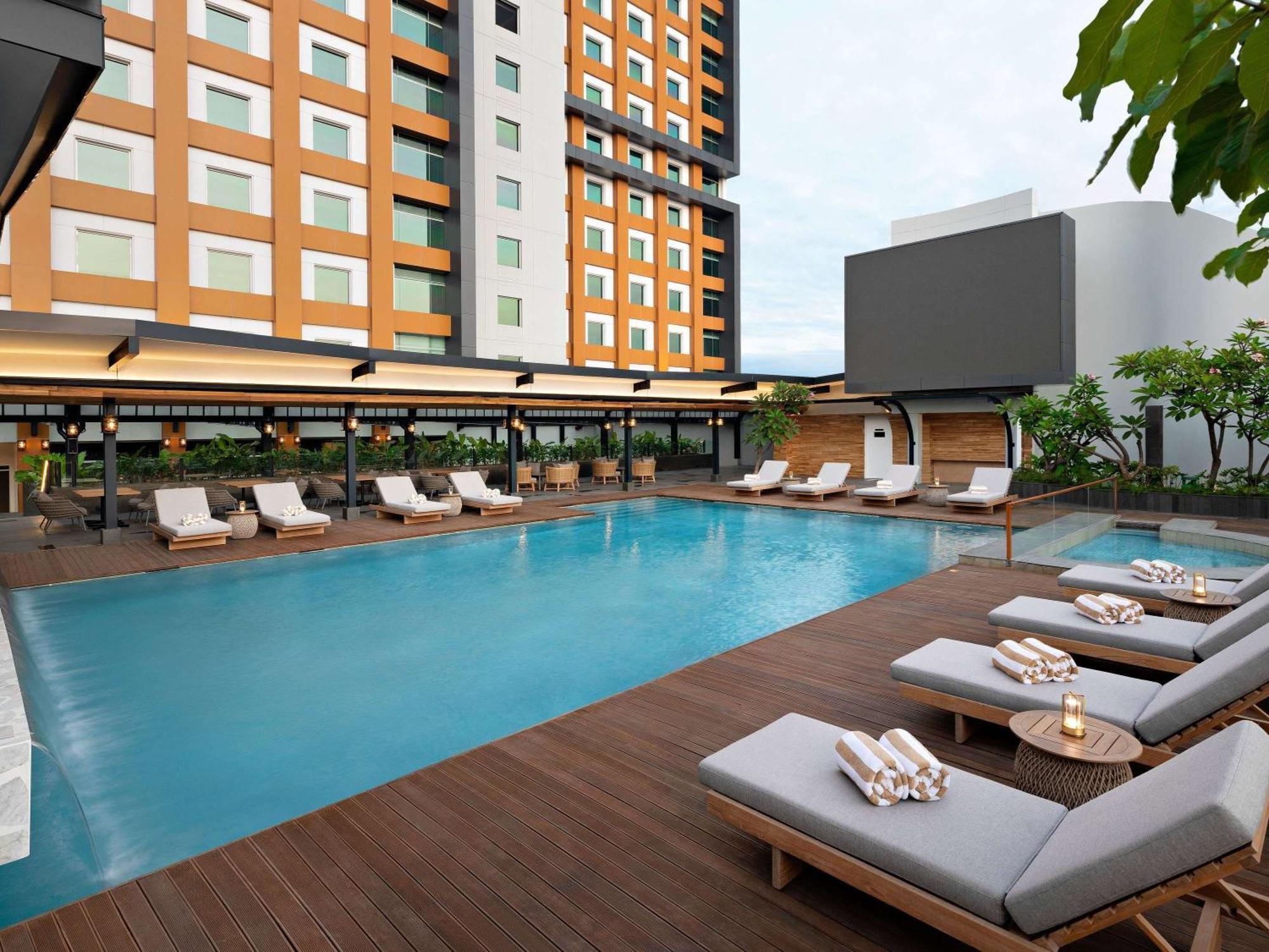 Moevenpick Hotel Jakarta City Centre Ngoại thất bức ảnh